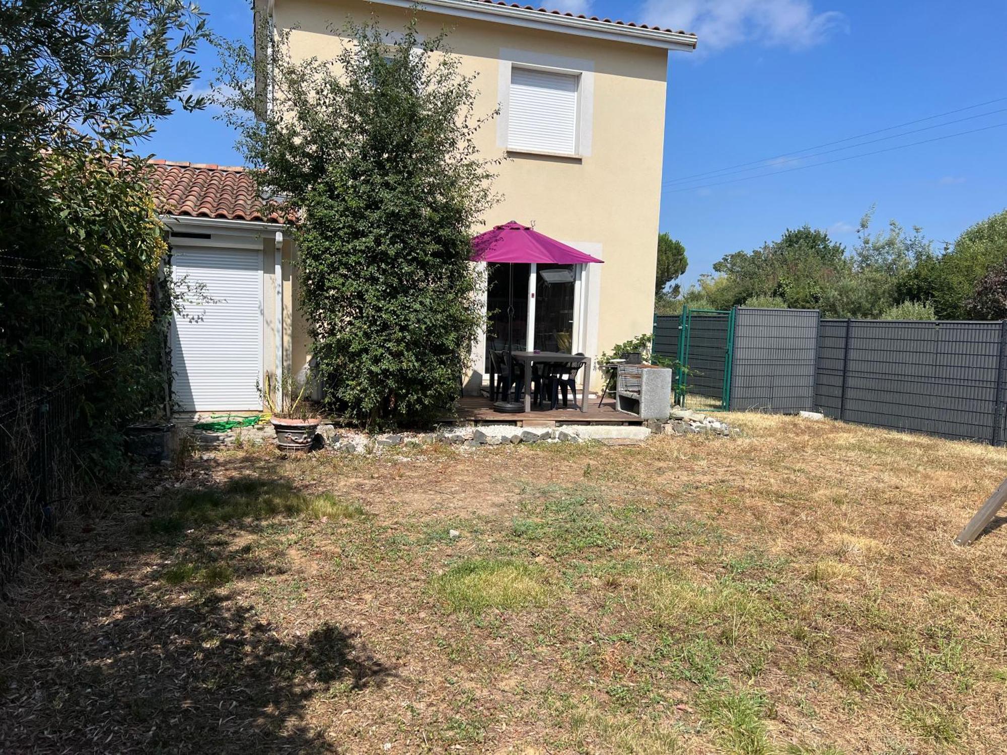 La Maison Ensoleillee Berat ภายนอก รูปภาพ